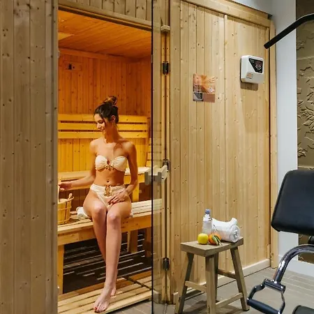 Hotel Le Parisis - Tour Eiffel 4*