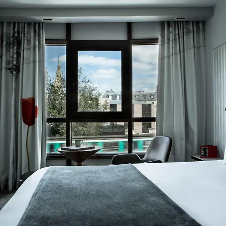 Le Parisis - Tour Eiffel Hotel 4*