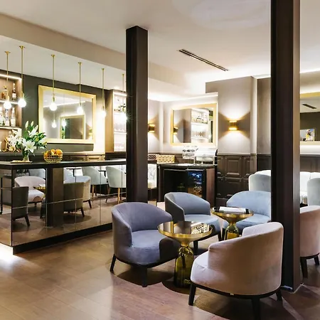 Le Parisis - Tour Eiffel Hotel