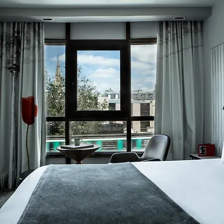 Hotel Le Parisis - Tour Eiffel