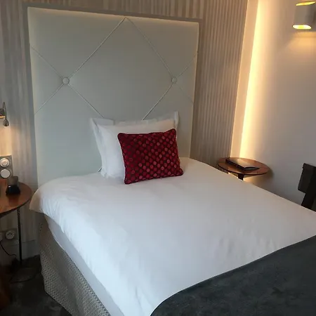 Hotel Le Parisis - Tour Eiffel