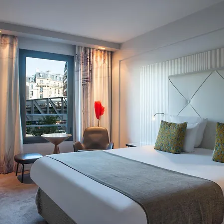 Le Parisis - Tour Eiffel 4* Paris