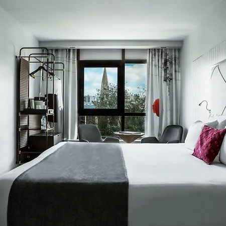 Le Parisis - Tour Eiffel Hotel 4*