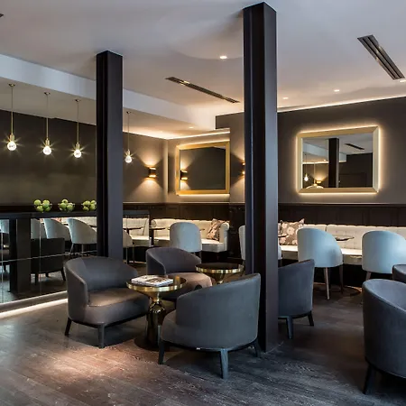 Le Parisis - Tour Eiffel Hotel Paryż