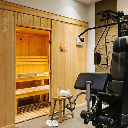 Le Parisis - Tour Eiffel Hotel Paryż