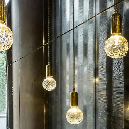 Le Parisis - Tour Eiffel Hotel 4*