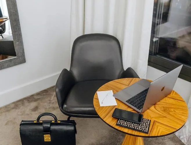 Le Parisis - Tour Eiffel 4*