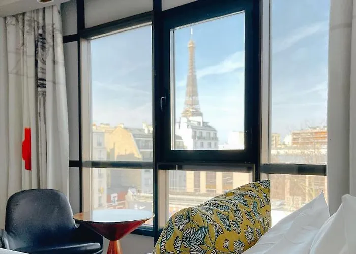 Le Parisis - Tour Eiffel 4*