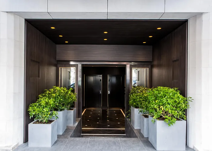 Hotel Le Parisis - Tour Eiffel