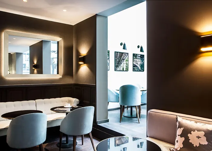 Le Parisis - Tour Eiffel Hotel