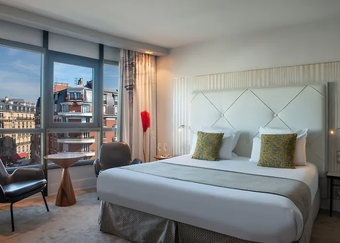 Hotel Le Parisis - Tour Eiffel