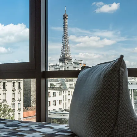 Le Parisis - Tour Eiffel 4* Париж