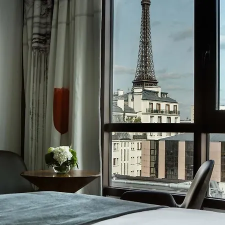 Le Parisis - Tour Eiffel מלון 4*