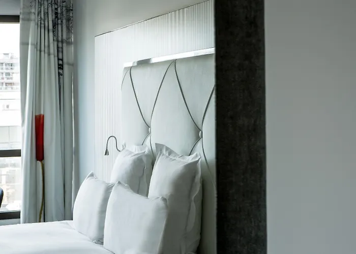 Hotel Le Parisis - Tour Eiffel Paříž